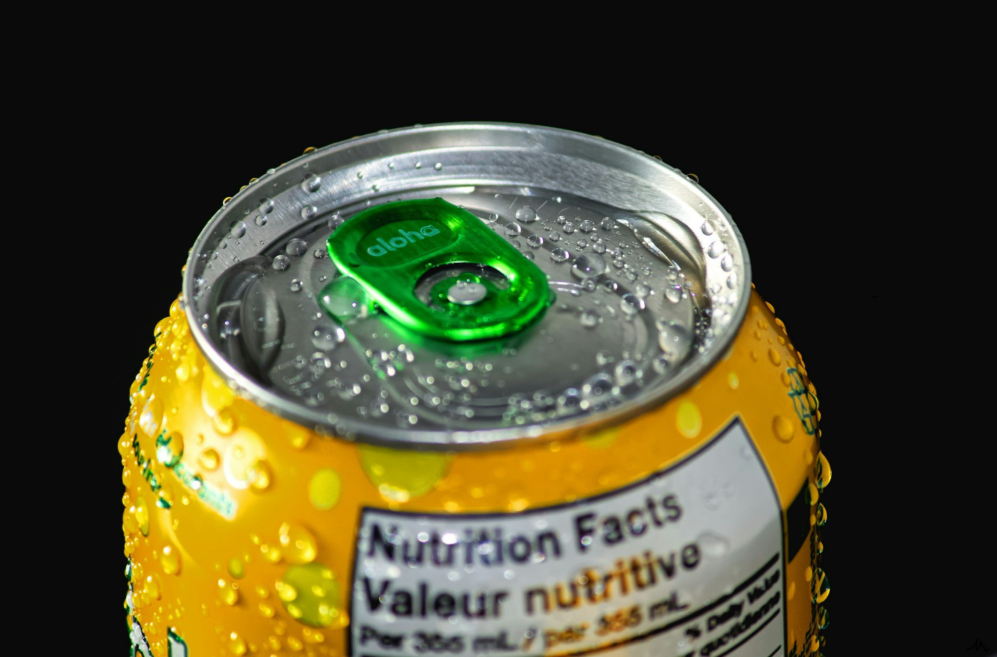 A picture of nutrition facts on a beverage